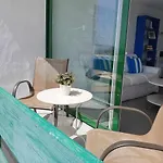 ** El Postigo ** De Fariones 公寓 *
